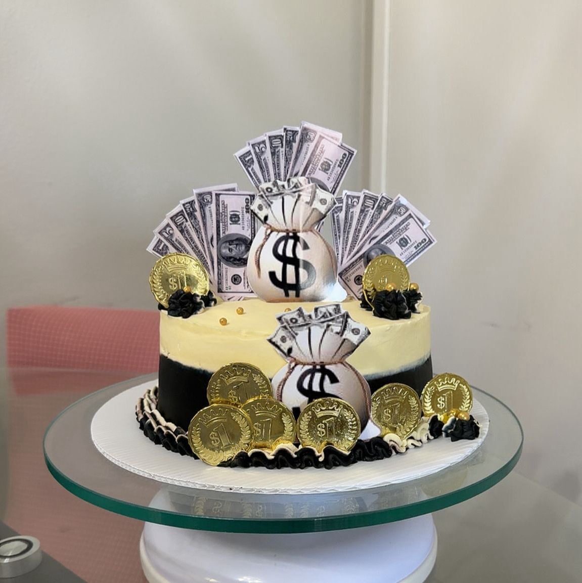 Custom party cake by Juandy Impulso & Eventos, Denver CO